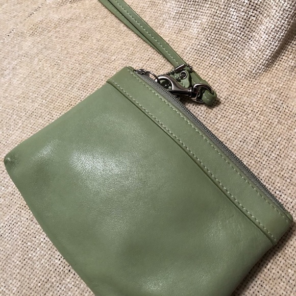 Wristlet - Picture 3 of 4